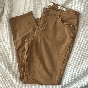 J Jill authentic fit slim ankle size 12 in tan.